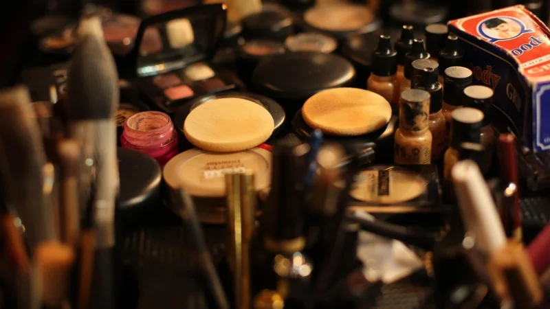 Max Factor Wholesale: A Cost-Effective Solution for Makeup Artists