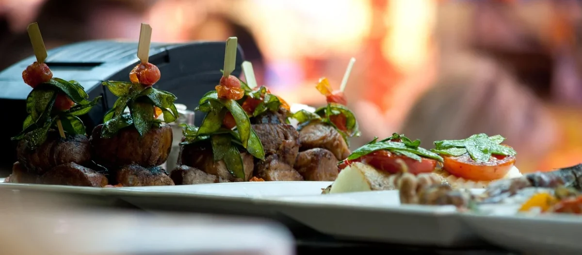 Maximizing Profits with Effective Menu Specials Strategies