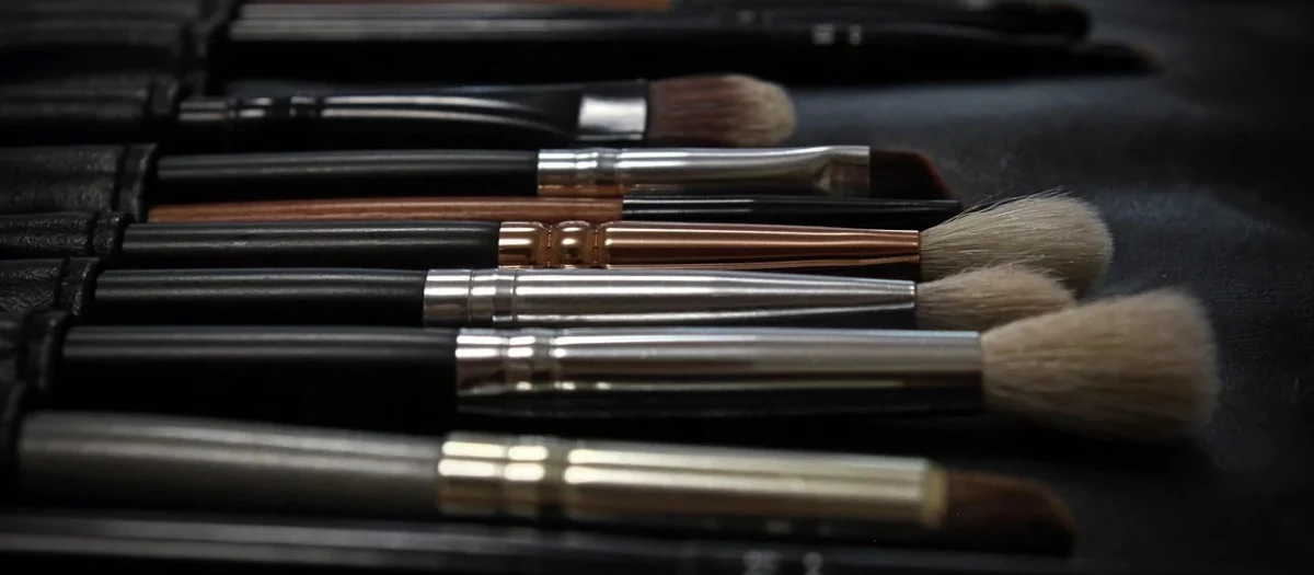 The Art of Contouring: Enhancing Your Features with Makeup