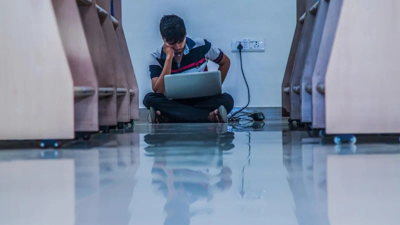 The Benefits of Online Courses for Career Development
