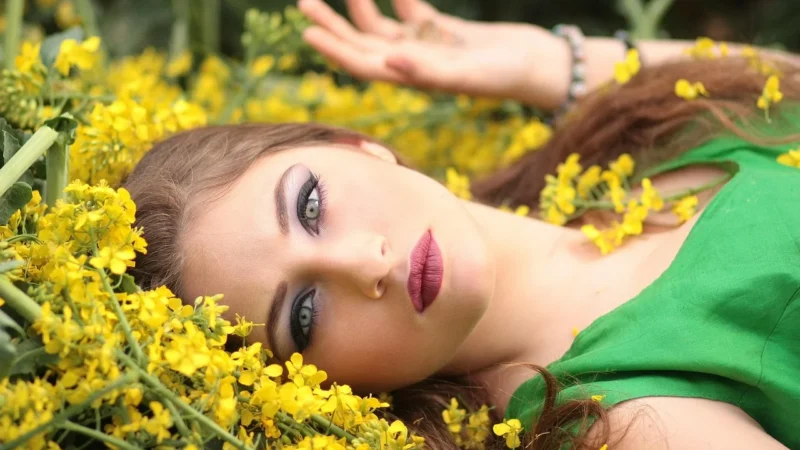The Top 5 Makeup Trends of the Year